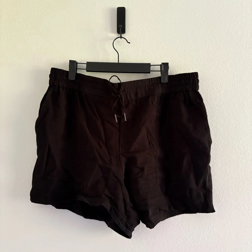 Kersh •‎ Black Drawstring Shorts